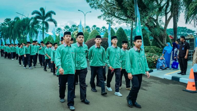 Raih Beasiswa hingga 3 Juta! Daftar PSB At-Tawazun Tahun 2026/2027