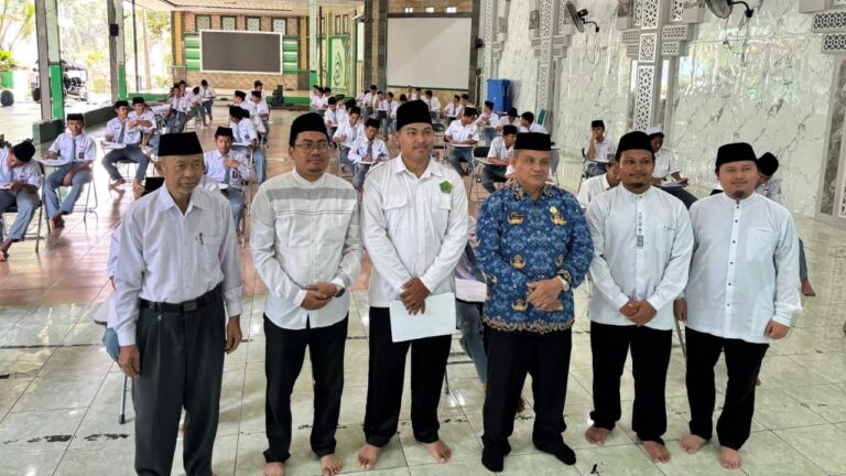 Kemenag Subang Monitoring Pelaksanaan ASAS Ganjil di MTs dan MA At-Tawazun