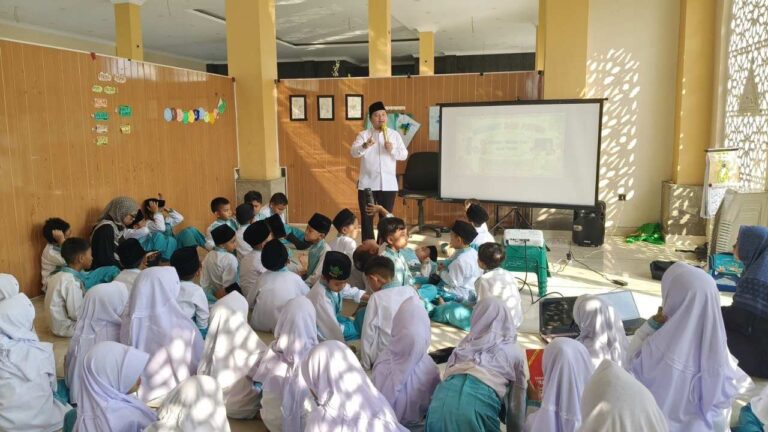 Kolaborasi Sekolah dan Orang Tua, Program BPI SD Plus At-Tawazun Perkuat Karakter Islami Siswa